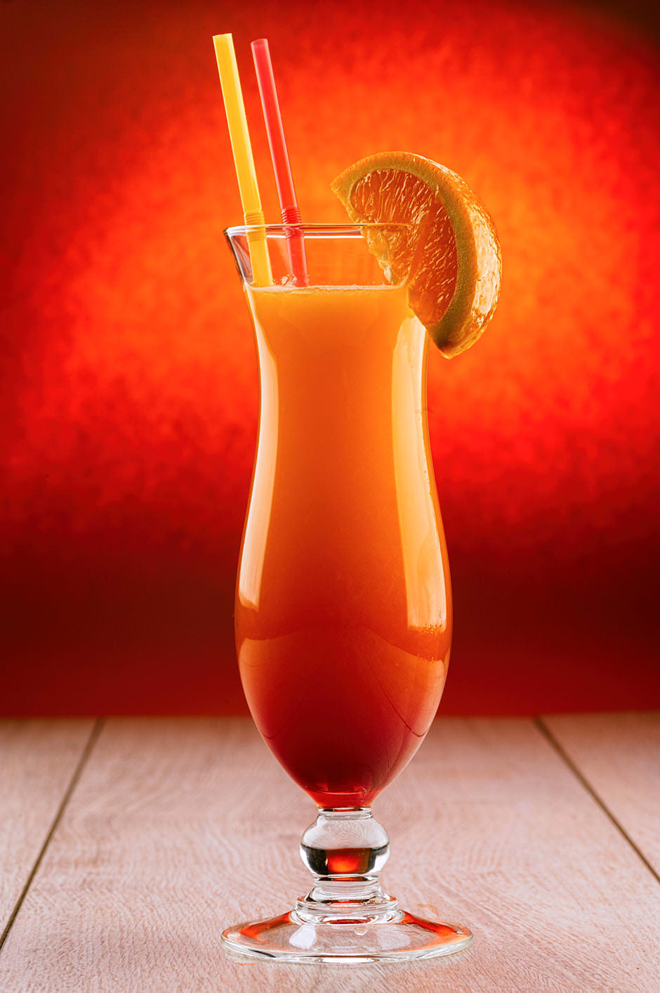 фотосъёмка напитков для меню: оранжевый коктейл