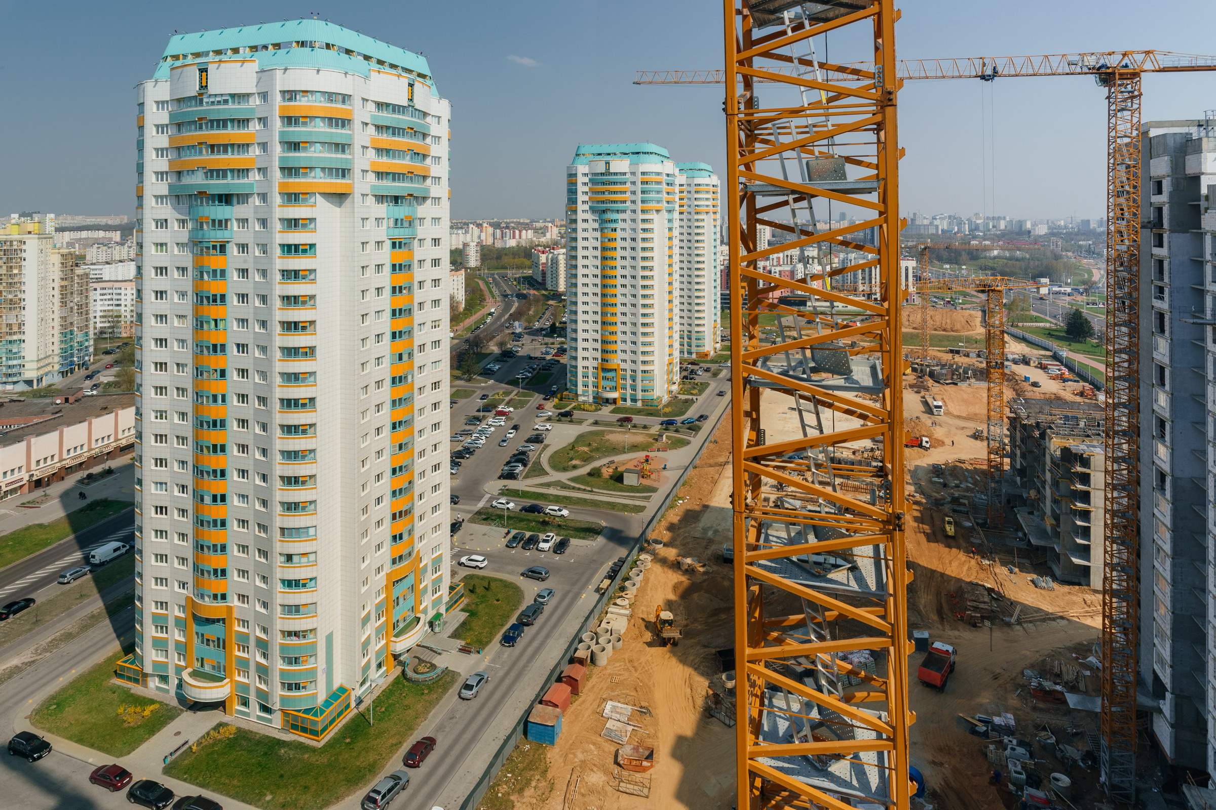 Рекламная студия предлагает услуги опытного фотографа промышленных объектов, исполнительная съемка строительства многоквартирного высотного жилого дома в Минске